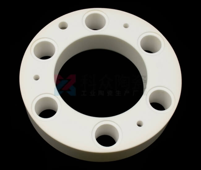 氧化鋁陶瓷的透光性與什么因素有關?(圖)