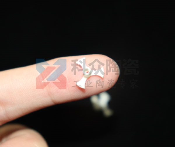 99瓷瓷件的廣泛運(yùn)用(多圖)