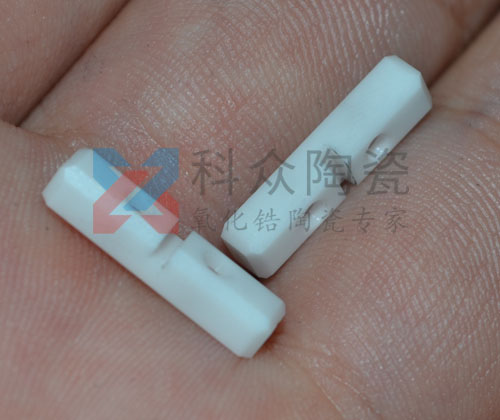 功能陶瓷半導(dǎo)體化的途徑，基本原理是什么？